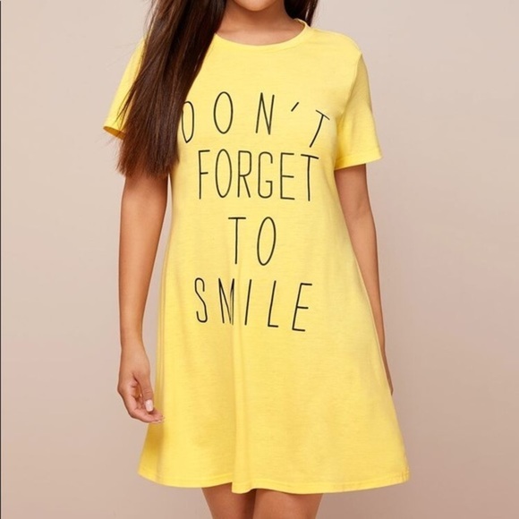 New Yellow T-shirt Nightgown Don’t Forget To Smile​ - Picture 1 of 6